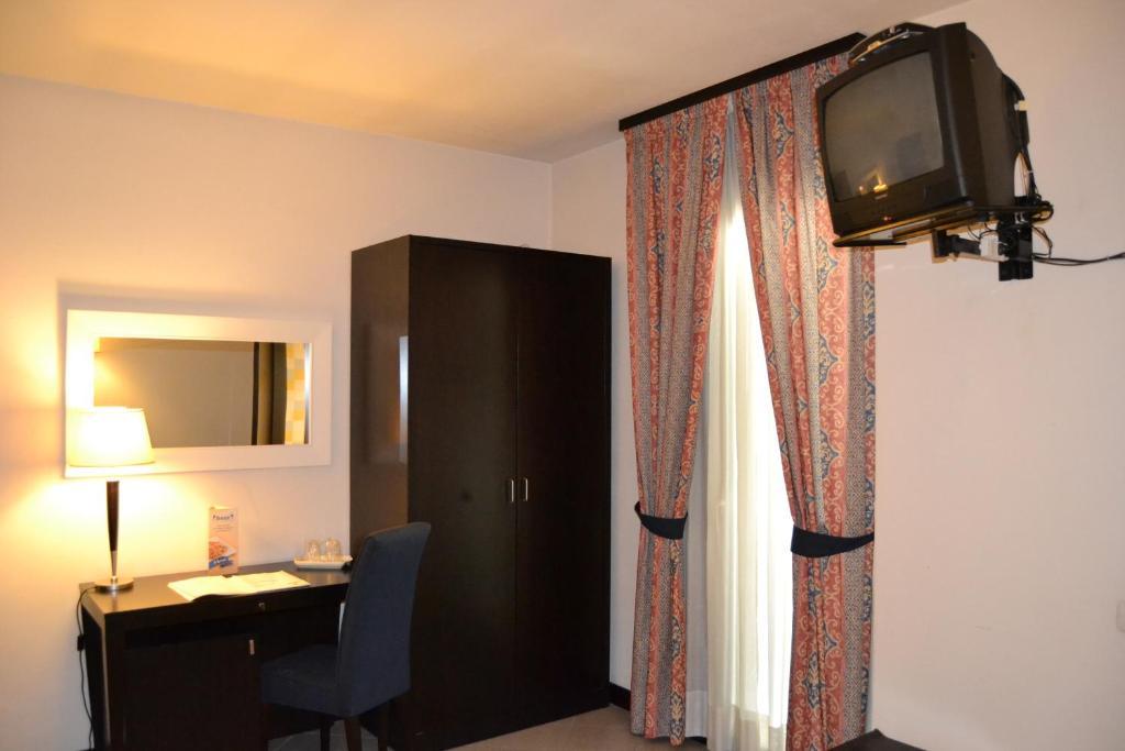 Hotel I' Fiorino Montelupo Fiorentino Δωμάτιο φωτογραφία